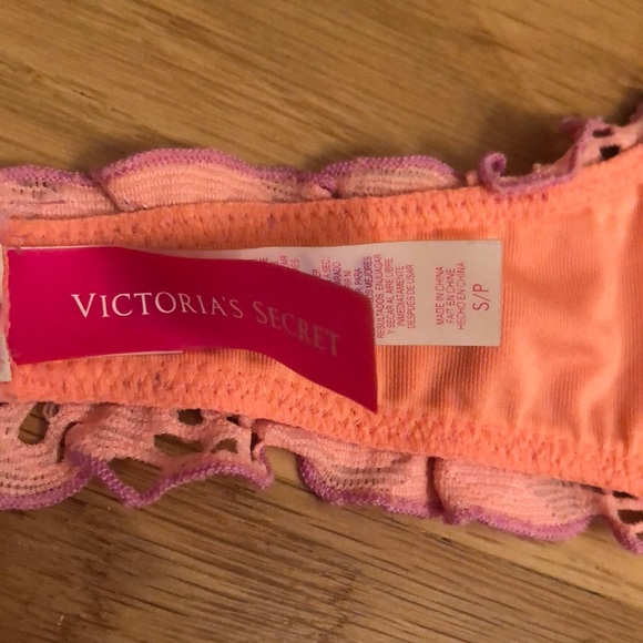 Victoria’s Secret Bathing Suit Top - Picture 3 of 3